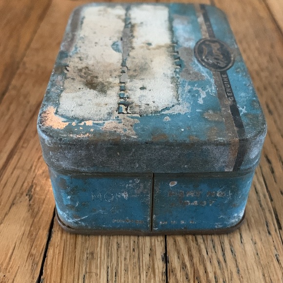 Vintage FORD Emergency Bulb and Fuse Kit 1930s tin - Picture 5 of 7